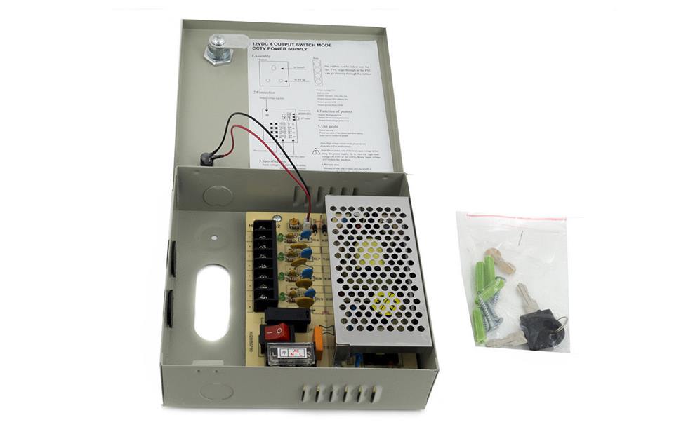 Alimentatore stabilizzato box quadro dc 12v 5a 4 uscite