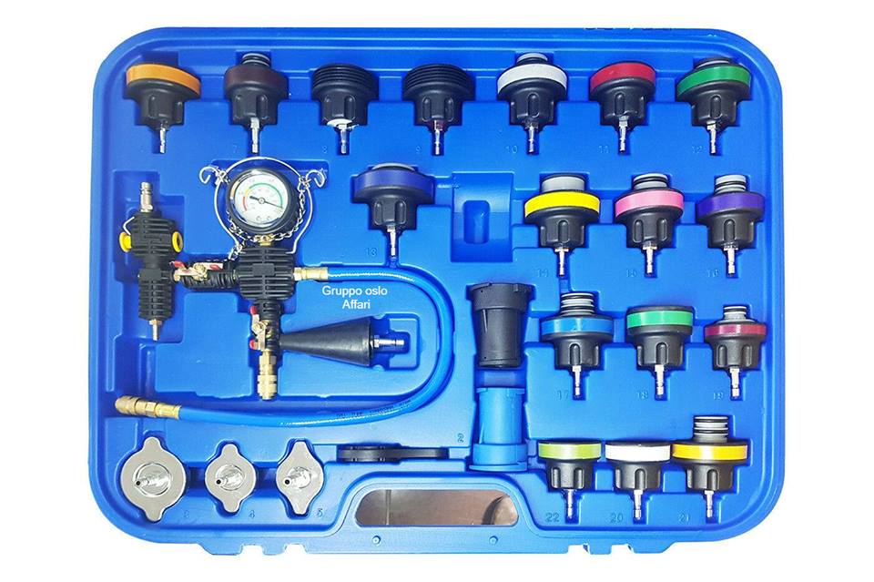 Kit controllo test pressione radiatori tester auto 28 pezzi